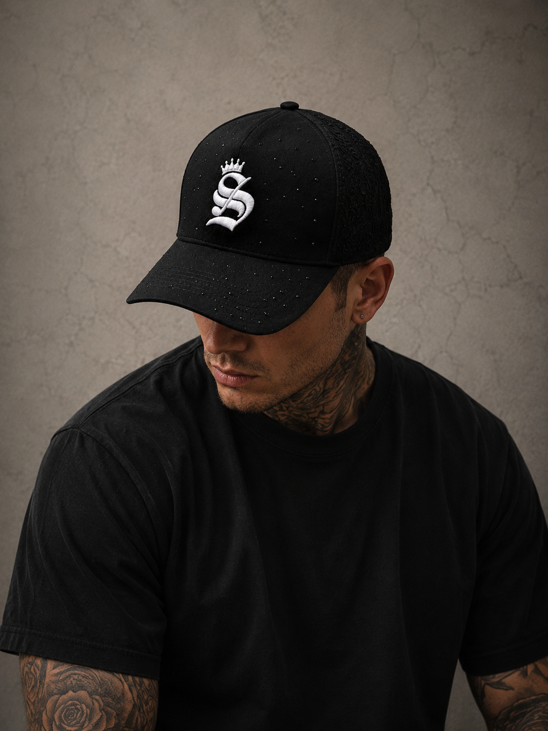 Caps